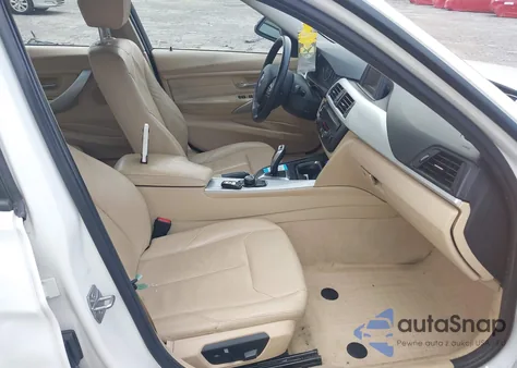 2013 BMW 328I xDrive z USA, uszkodzony, nr VIN WBA3B5G52DNS02852